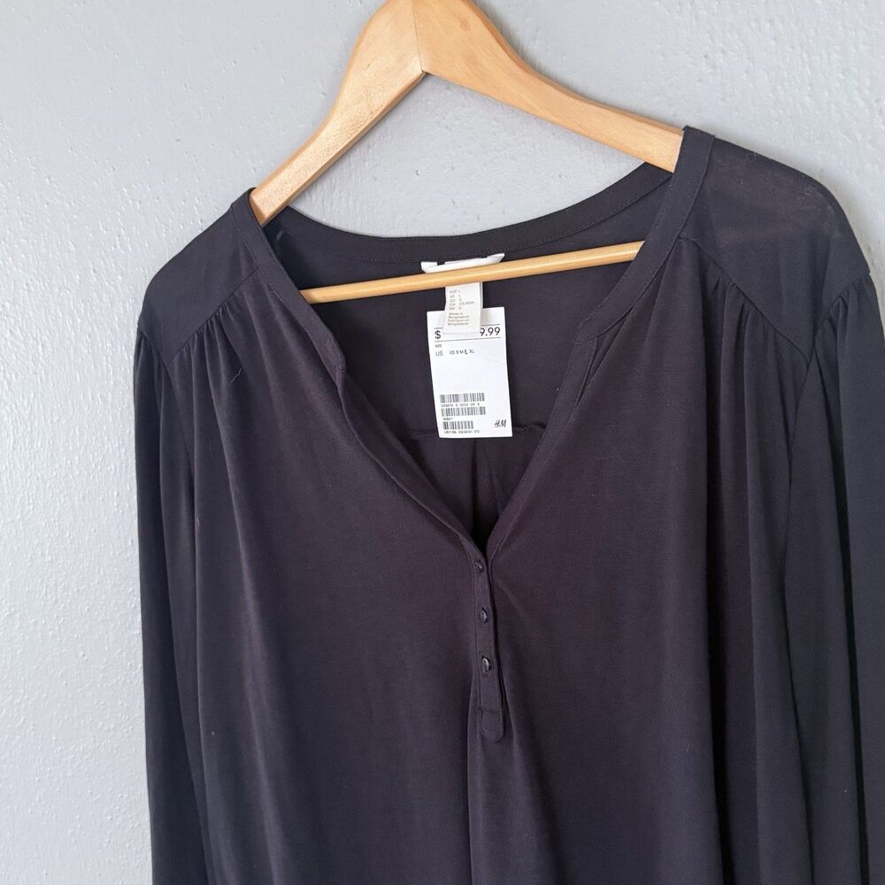H&M Women's Blouse Black Large Sleeveless Business Casual Top Minimalist - Picture 3 of 7